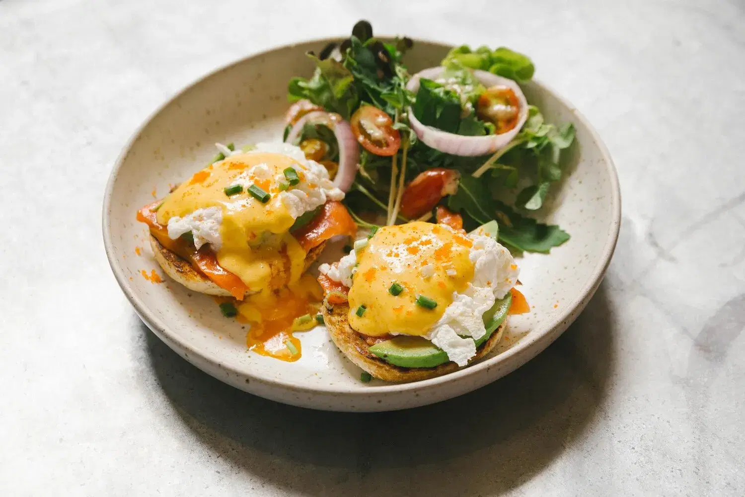 Eggs Benedict Eggs Benedict https://4kym48m6w0dj35od.public.blob.vercel-storage.com/dishes/internal/eggs-benedict-food--1759434496986.webp